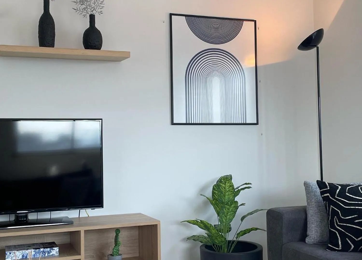 2 Bedroom Apartment Aya Tower Mar Mikhael - Bejrút Libanon