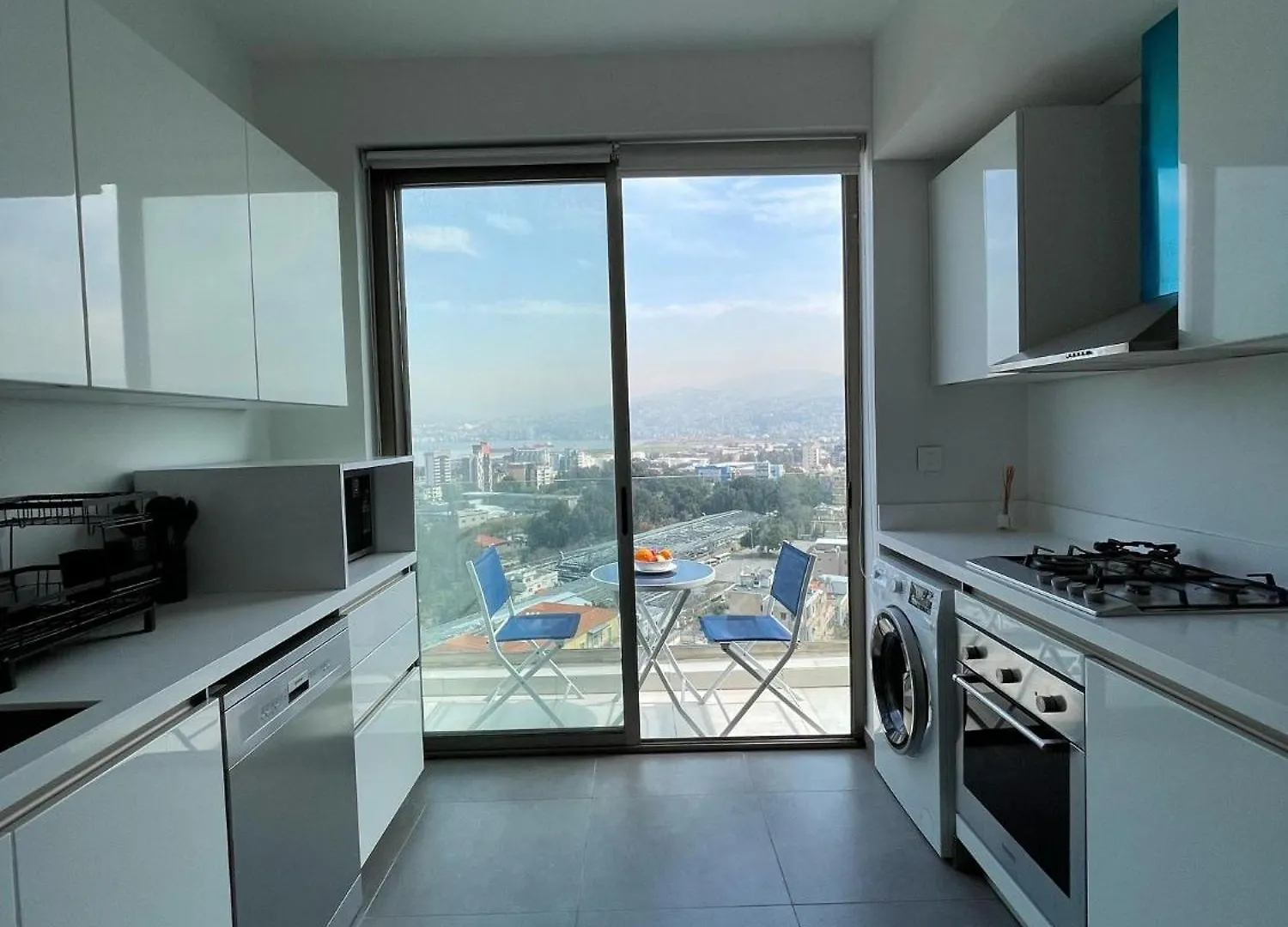 2 Bedroom Apartment Aya Tower Mar Mikhael - Bejrút