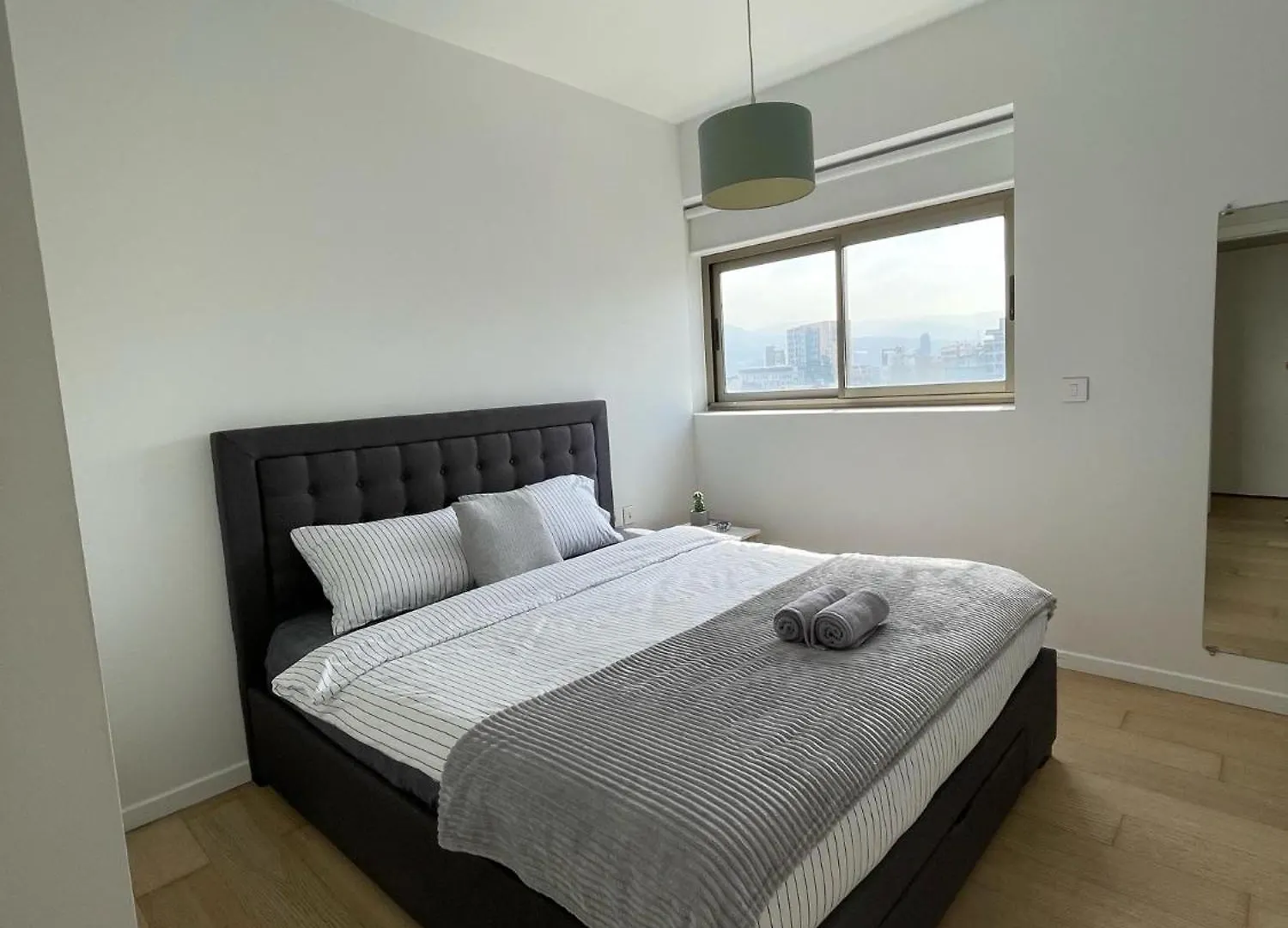 2 Bedroom Apartment Aya Tower Mar Mikhael - Bejrút 0*,