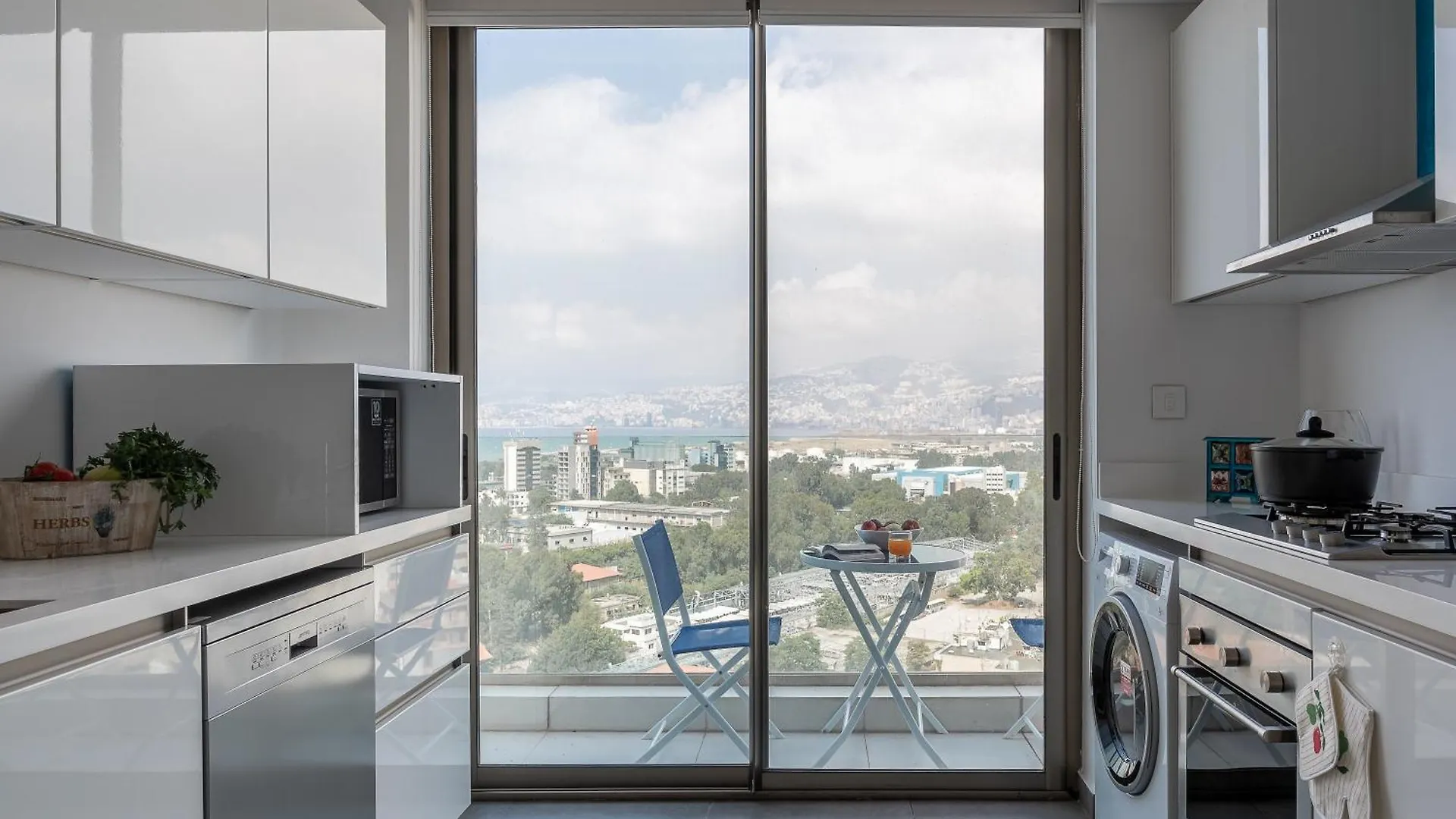 2 Bedroom Apartment Aya Tower Mar Mikhael - Βηρυτός
