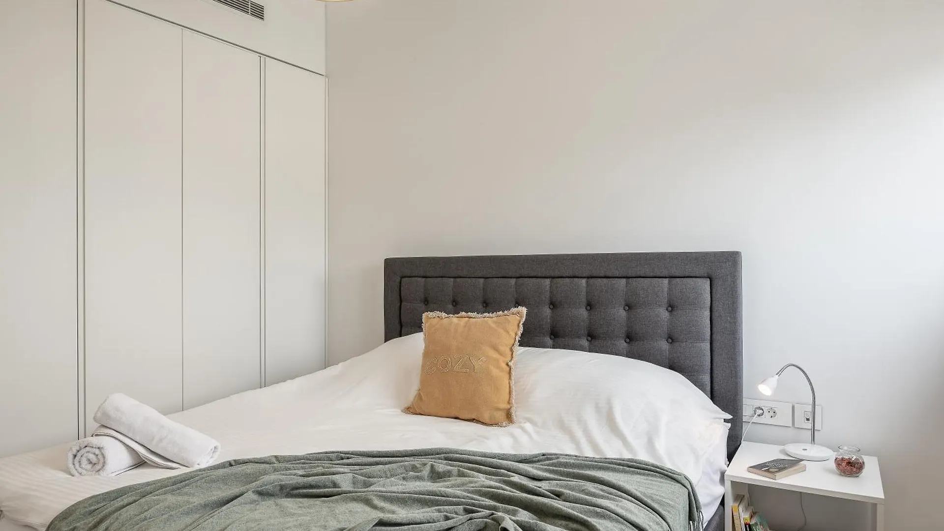 2 Bedroom Apartment Aya Tower Mar Mikhael - Βηρυτός